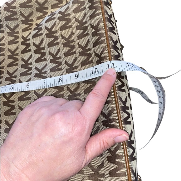 Michael Kors Jet Set brown & tan canvas Logo Tote Handbag satchel shoulder Purse - Picture 15 of 16